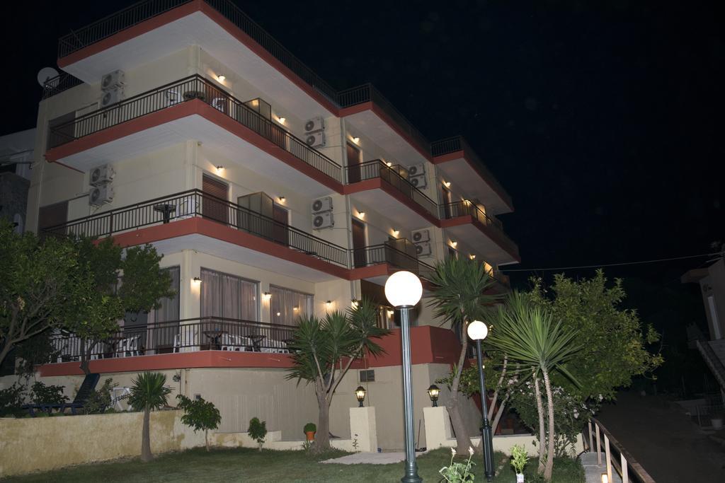 Hotel Milton Mavrovouni  Экстерьер фото